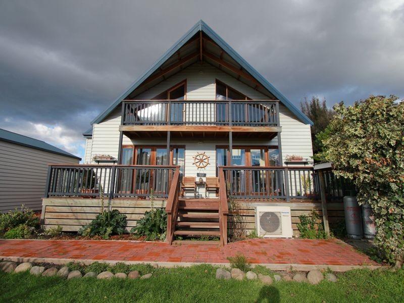 16 Beach Road, Margate TAS 7054