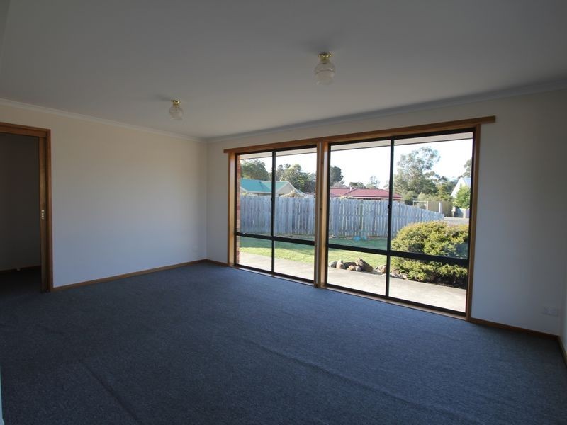 16 Carrington Drive, Margate TAS 7054