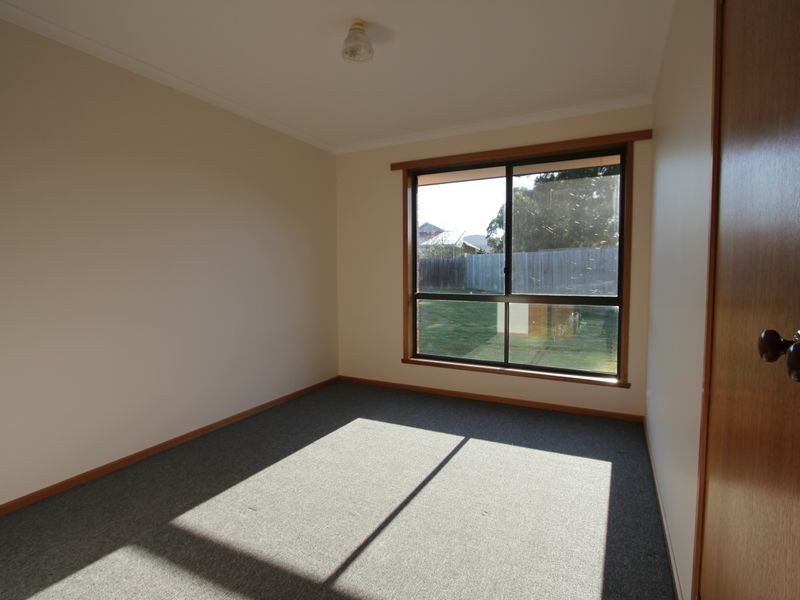 16 Carrington Drive, Margate TAS 7054