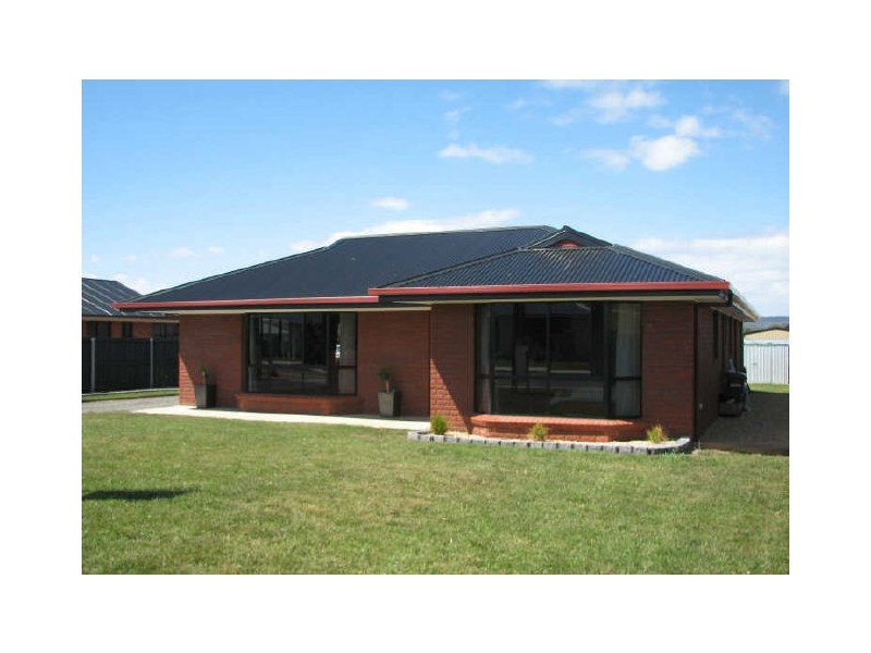 23 Jacaranda Drive, Margate TAS 7054