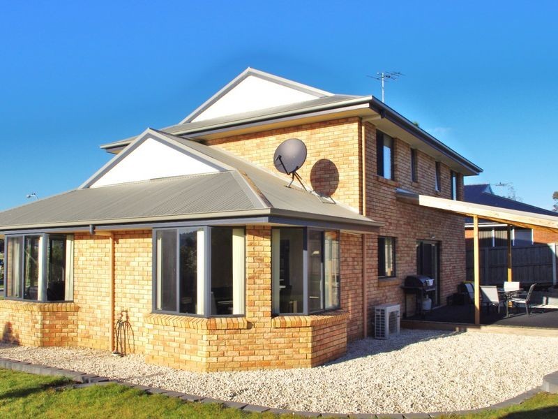 20 Corlacus Drive, Kingston TAS 7050