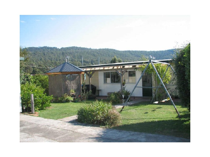 5 Beach Road, Snug TAS 7054