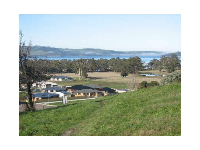 47 Jacaranda Drive, Margate TAS 7054