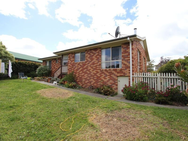 53 Ash Drive, Kingston TAS 7050
