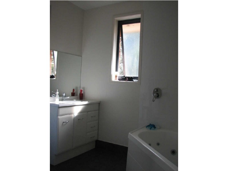 1/35 Snug Tiers Road, Snug TAS 7054