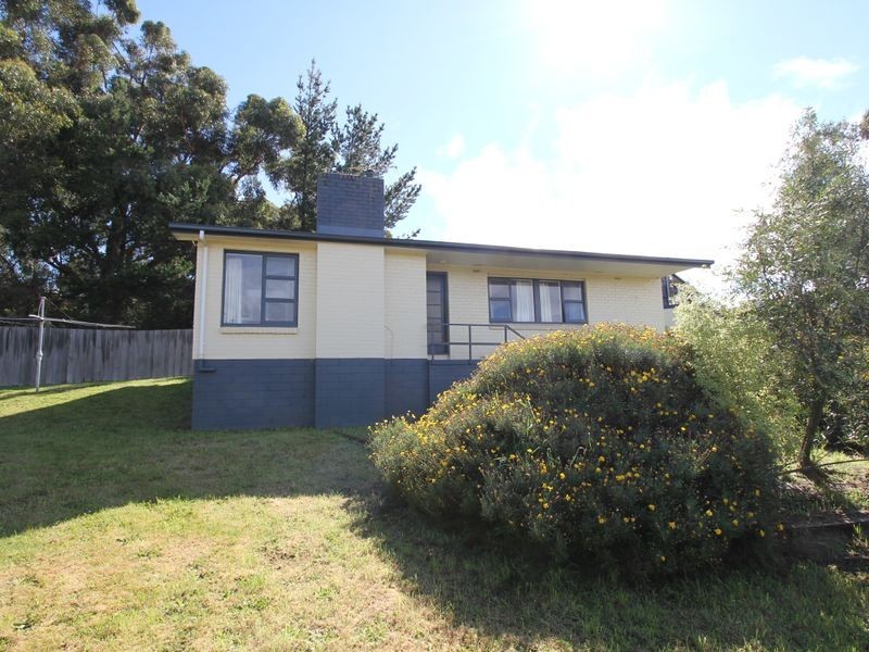 4 Talone Road, Blackmans Bay TAS 7052