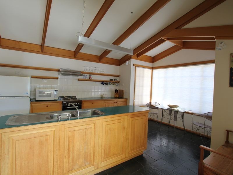 183 Manuka Road, Oyster Cove TAS 7150