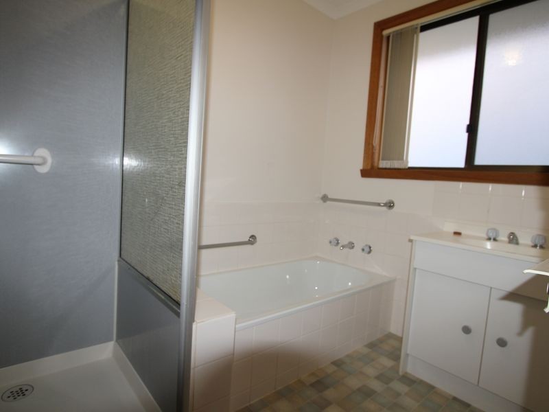 1/4 Beach Road, Margate TAS 7054