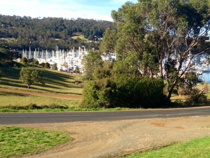 8 Ferry Road, Kettering TAS 7155