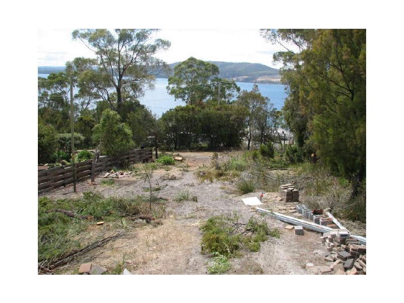 8 Albert Road, Coningham TAS 7054