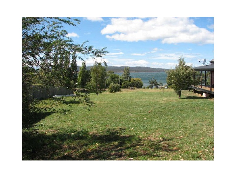 12 Granquist Road, Woodbridge TAS 7162