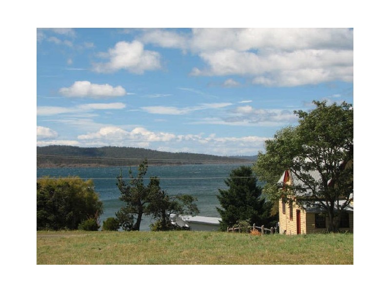 12 Granquist Road, Woodbridge TAS 7162