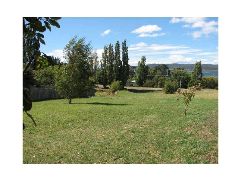 12 Granquist Road, Woodbridge TAS 7162