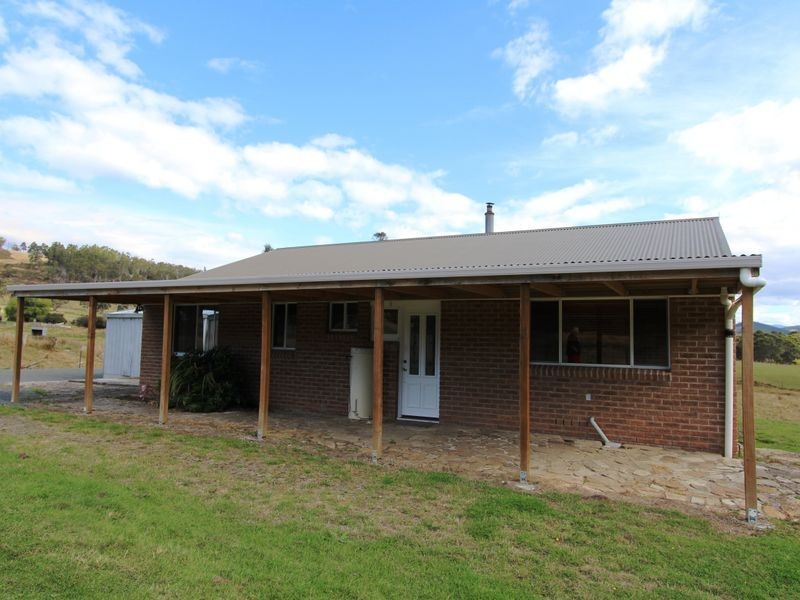 990 Woodbridge Hill Road, Gardners Bay TAS 7112