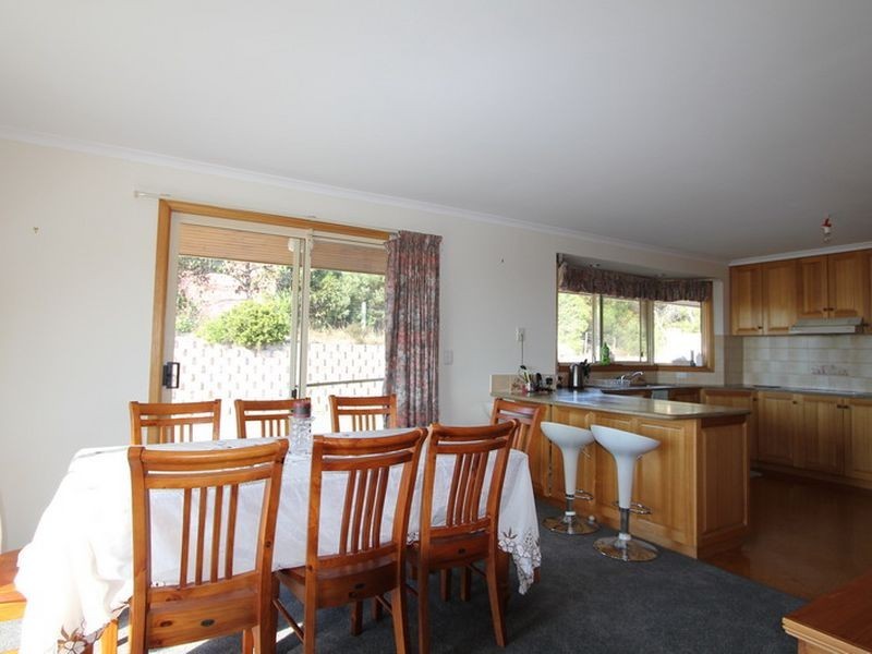 17 Saddle Road, Kettering TAS 7155