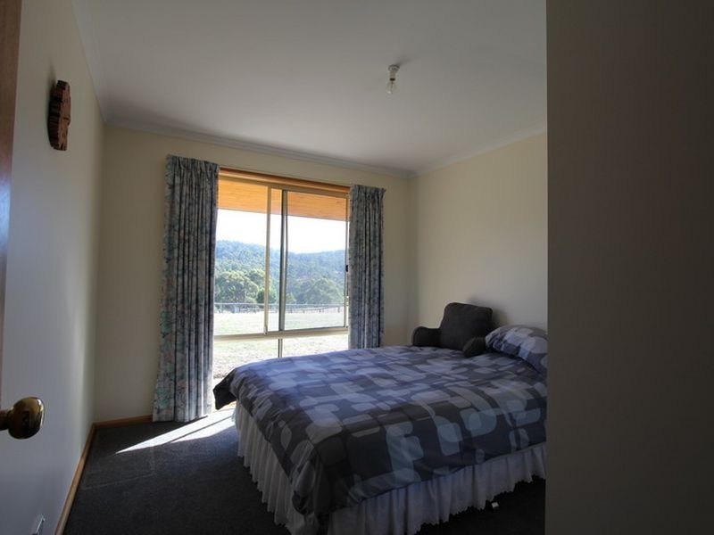 17 Saddle Road, Kettering TAS 7155