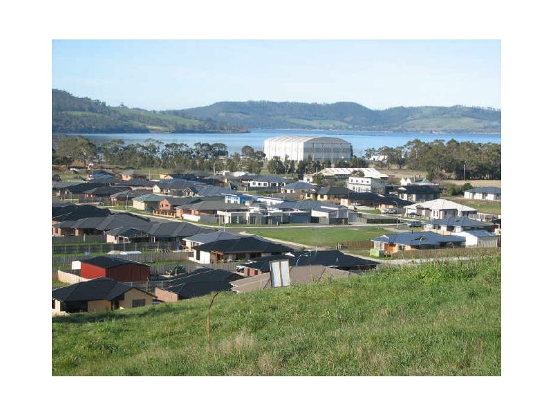 6 Parish Lane and 75 Jacaranda Drive, Margate TAS 7054