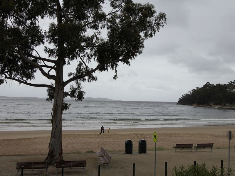 4/1 Beach Road, Kingston Beach TAS 7050