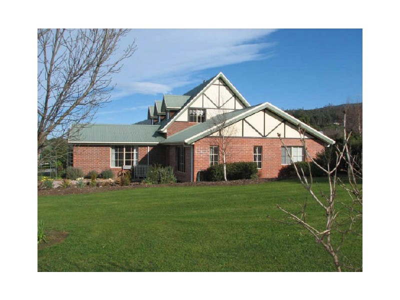 11 Weedings Way, Woodbridge TAS 7162