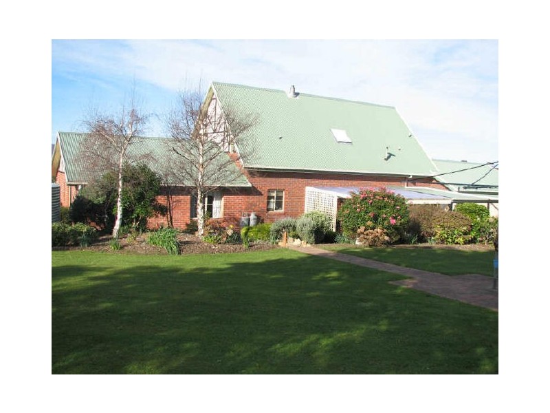 11 Weedings Way, Woodbridge TAS 7162