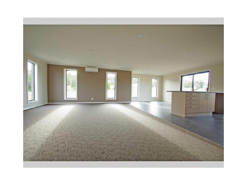 8 Dickson Street, Electrona TAS 7054