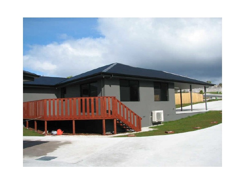 Unit 1/8 Taranaki Place, Snug TAS 7054