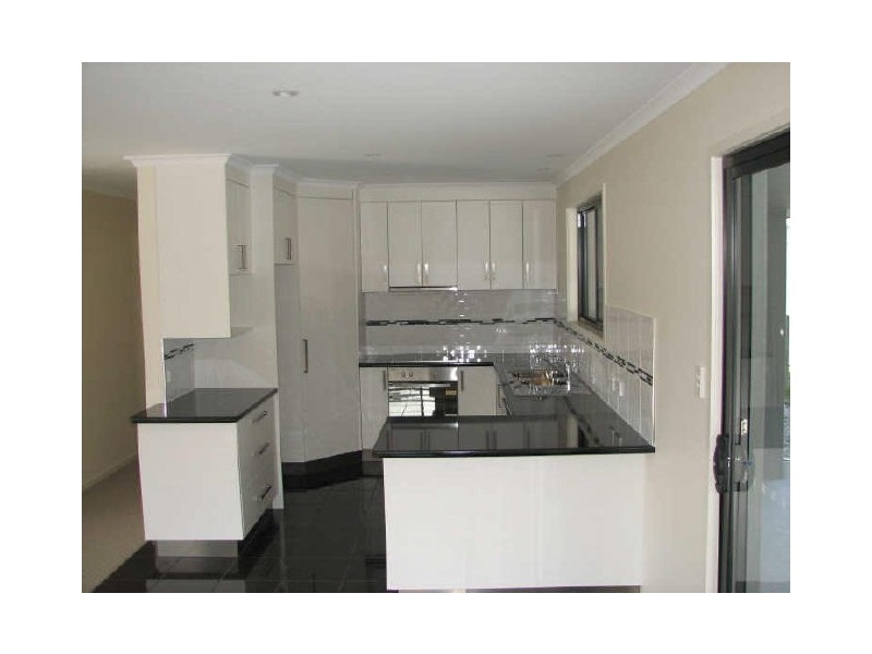 Unit 1/8 Taranaki Place, Snug TAS 7054