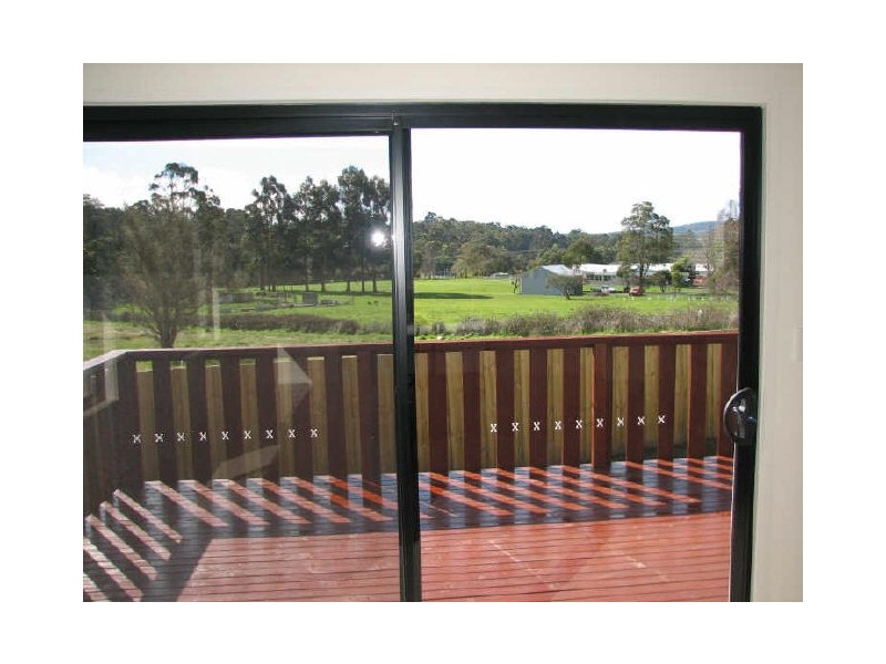Unit 1/8 Taranaki Place, Snug TAS 7054