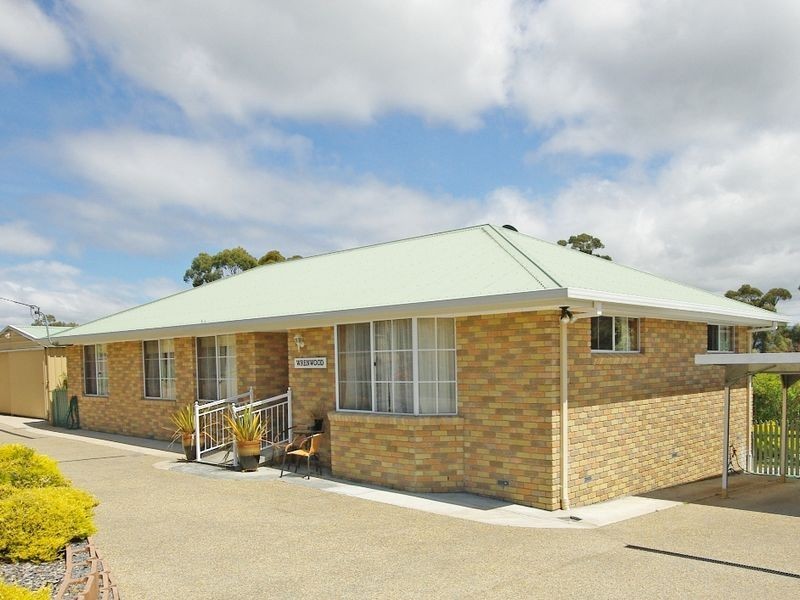 40 Burwood Drive, Blackmans Bay TAS 7052