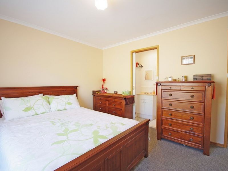 40 Burwood Drive, Blackmans Bay TAS 7052