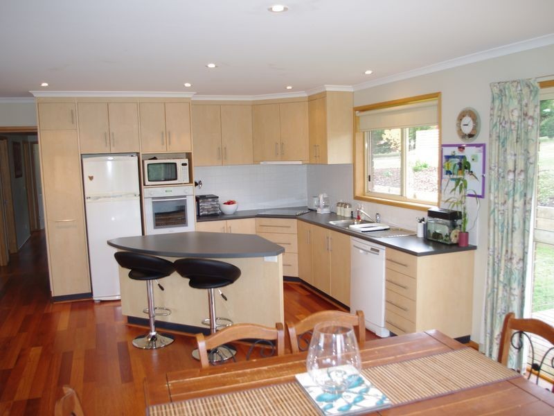 28 Dayspring Drive, Margate TAS 7054