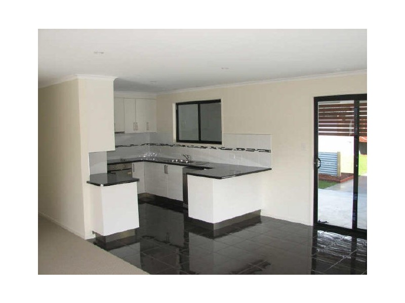 Unit 2/8 Taranaki Place, Snug TAS 7054