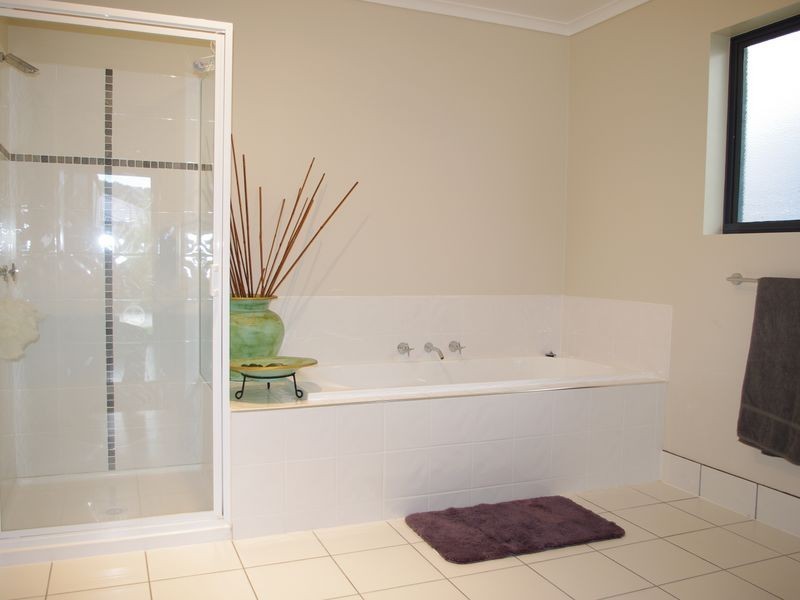 6 Crimson Drive, Margate TAS 7054