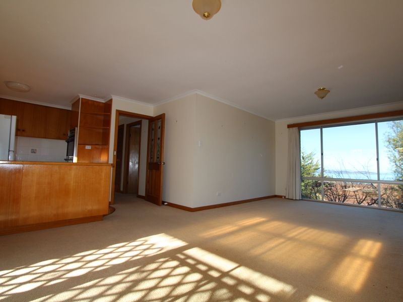 1/39 Tingira Road, Blackmans Bay TAS 7052