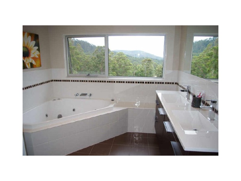 197 Saddle Road, Kettering TAS 7155