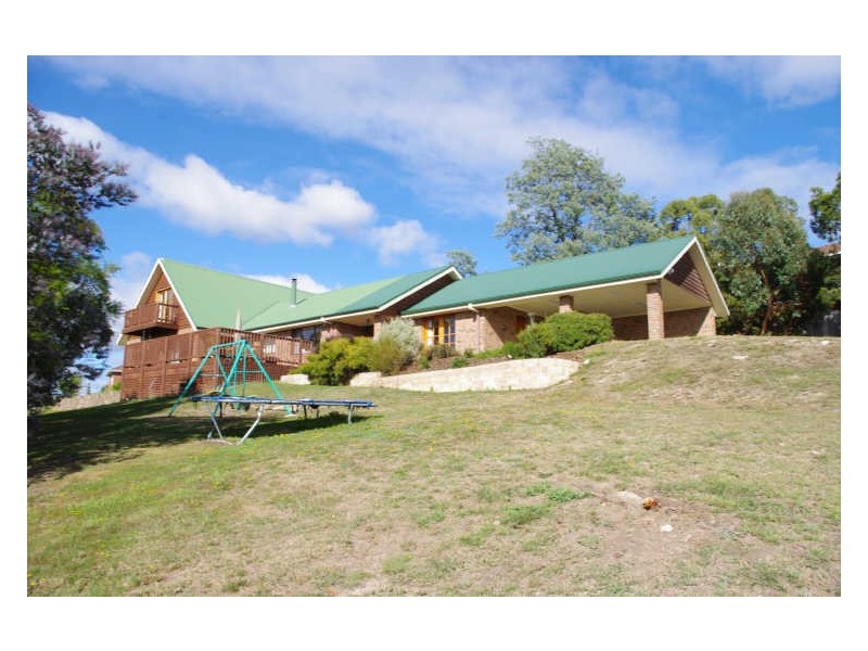 2 Wyburton Place, Margate TAS 7054