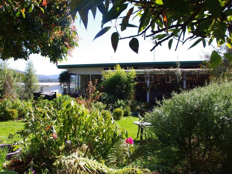 376 Howden Road, Howden TAS 7054