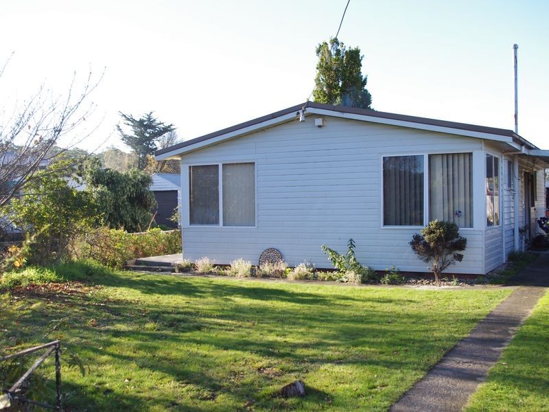 13 Gillies Street, Snug TAS 7054