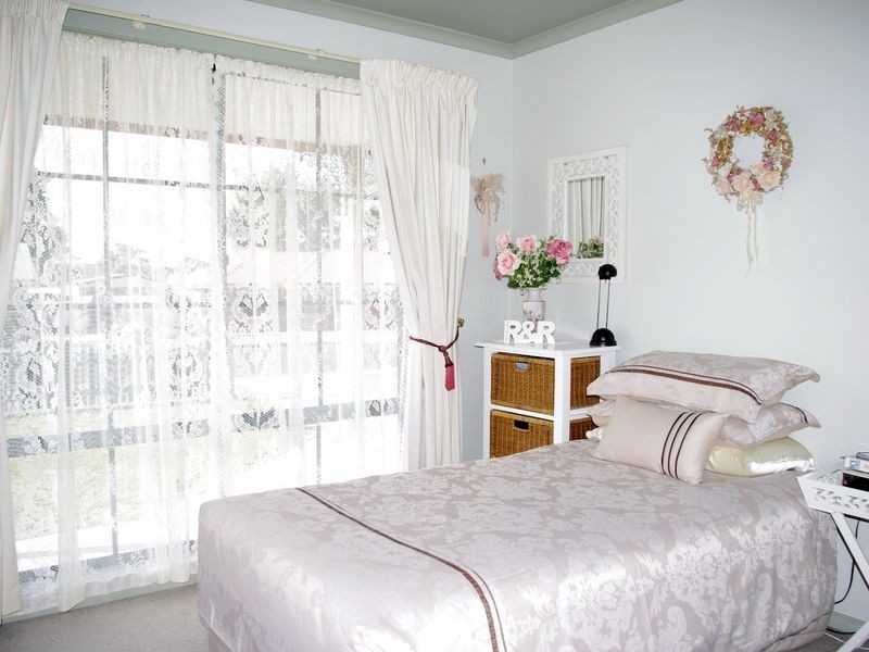 12 Carrington Drive, Margate TAS 7054