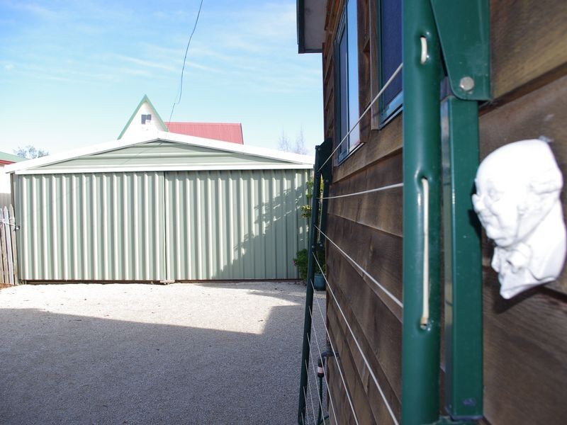 12 Carrington Drive, Margate TAS 7054