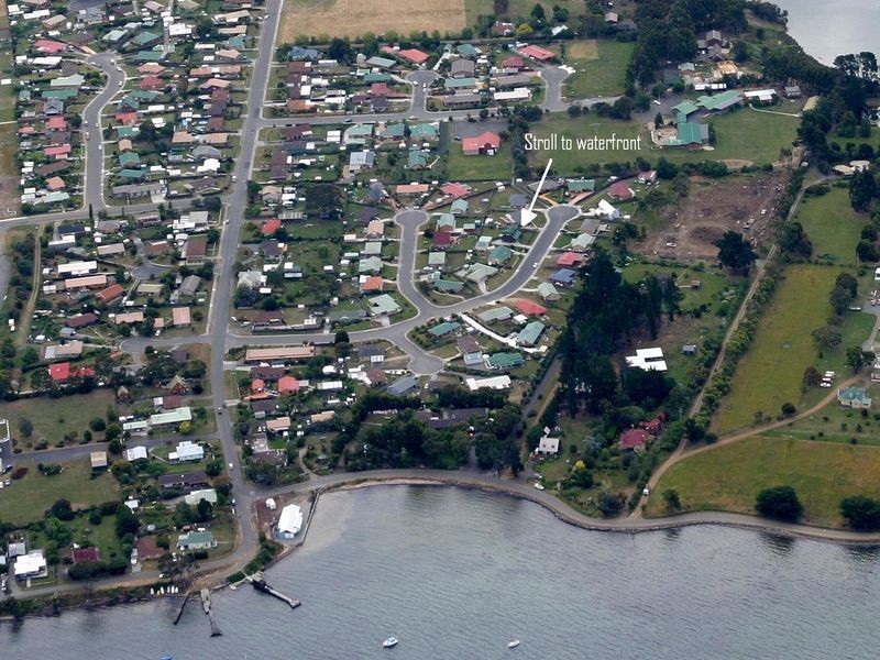 12 Carrington Drive, Margate TAS 7054