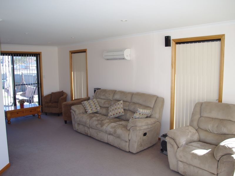 27 Jacaranda Drive, Margate TAS 7054