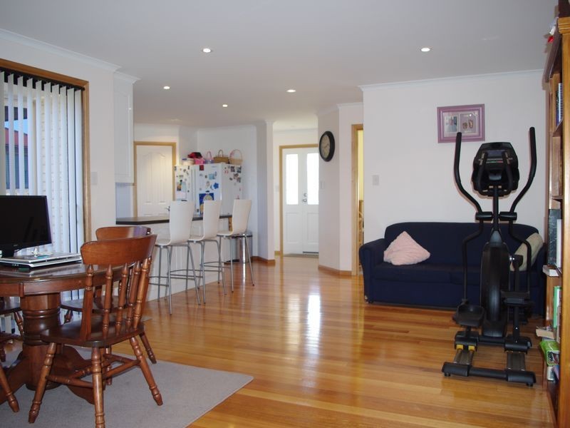 27 Jacaranda Drive, Margate TAS 7054