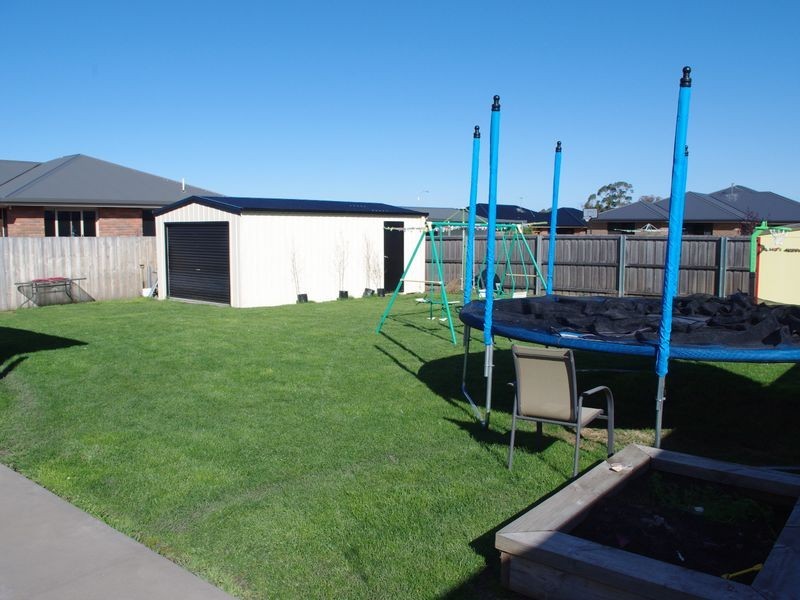 27 Jacaranda Drive, Margate TAS 7054
