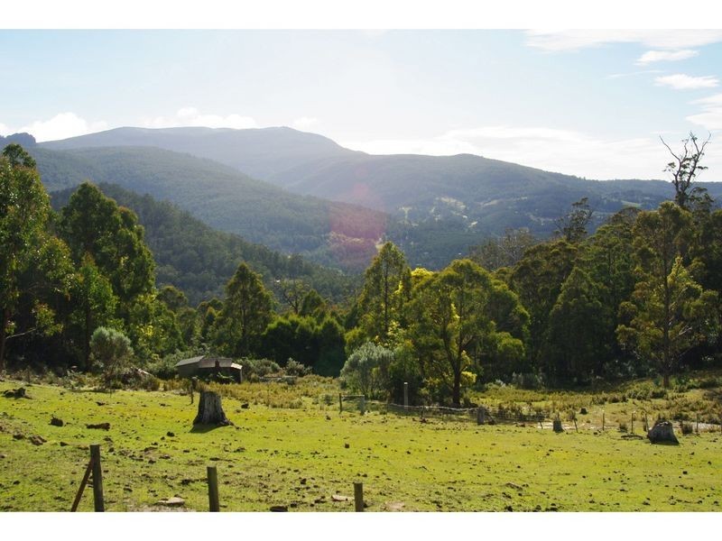 16 O’Briens Road, Lower Longley TAS 7109