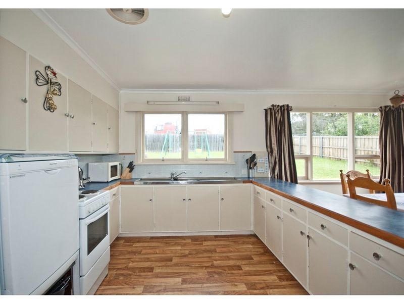 14 Pothana Road, Electrona TAS 7054