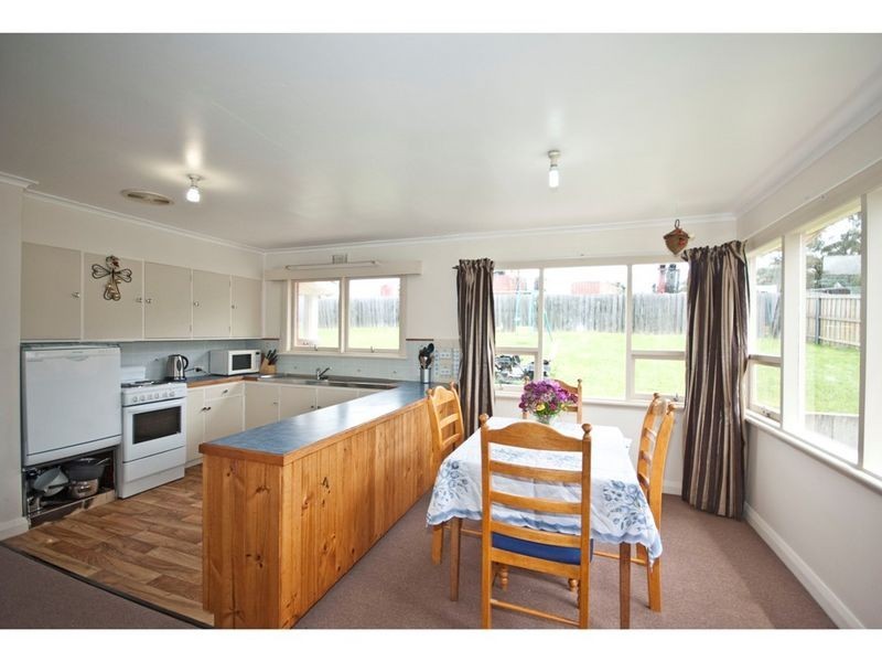 14 Pothana Road, Electrona TAS 7054