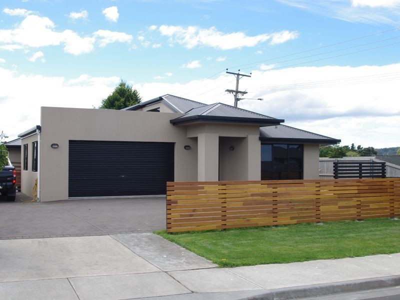 2 Jacaranda Drive, Margate TAS 7054