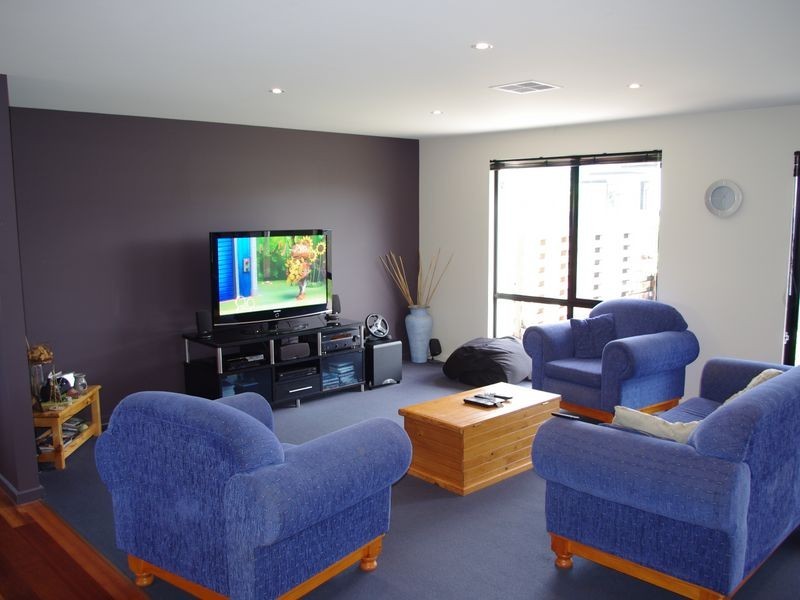 2 Jacaranda Drive, Margate TAS 7054