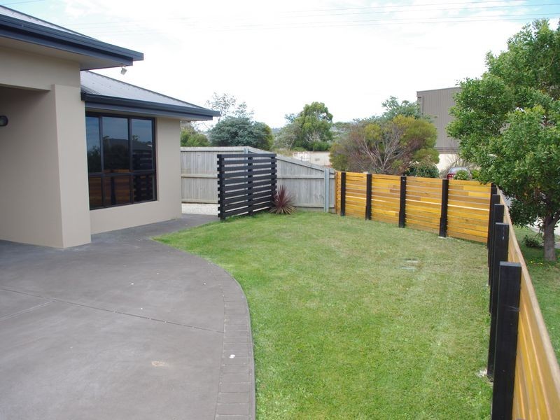 2 Jacaranda Drive, Margate TAS 7054